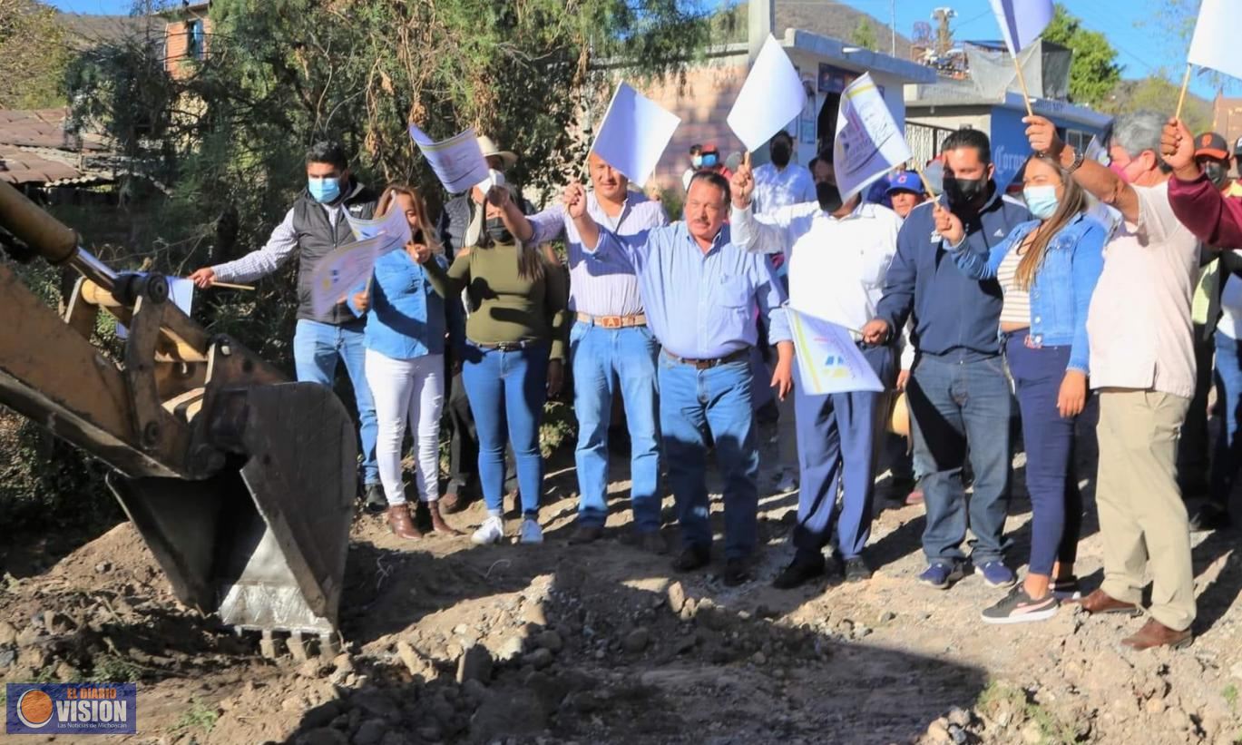 Recorre Jaime Hinojosa obras de infraestructura pública 