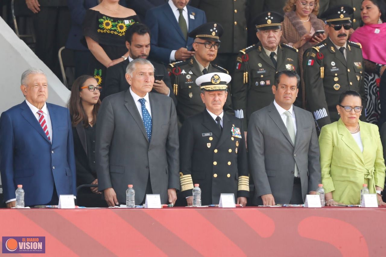 El diputado Sergio Gutiérrez asistió a la ceremonia por el 160 Aniversario de la Batalla de Puebla