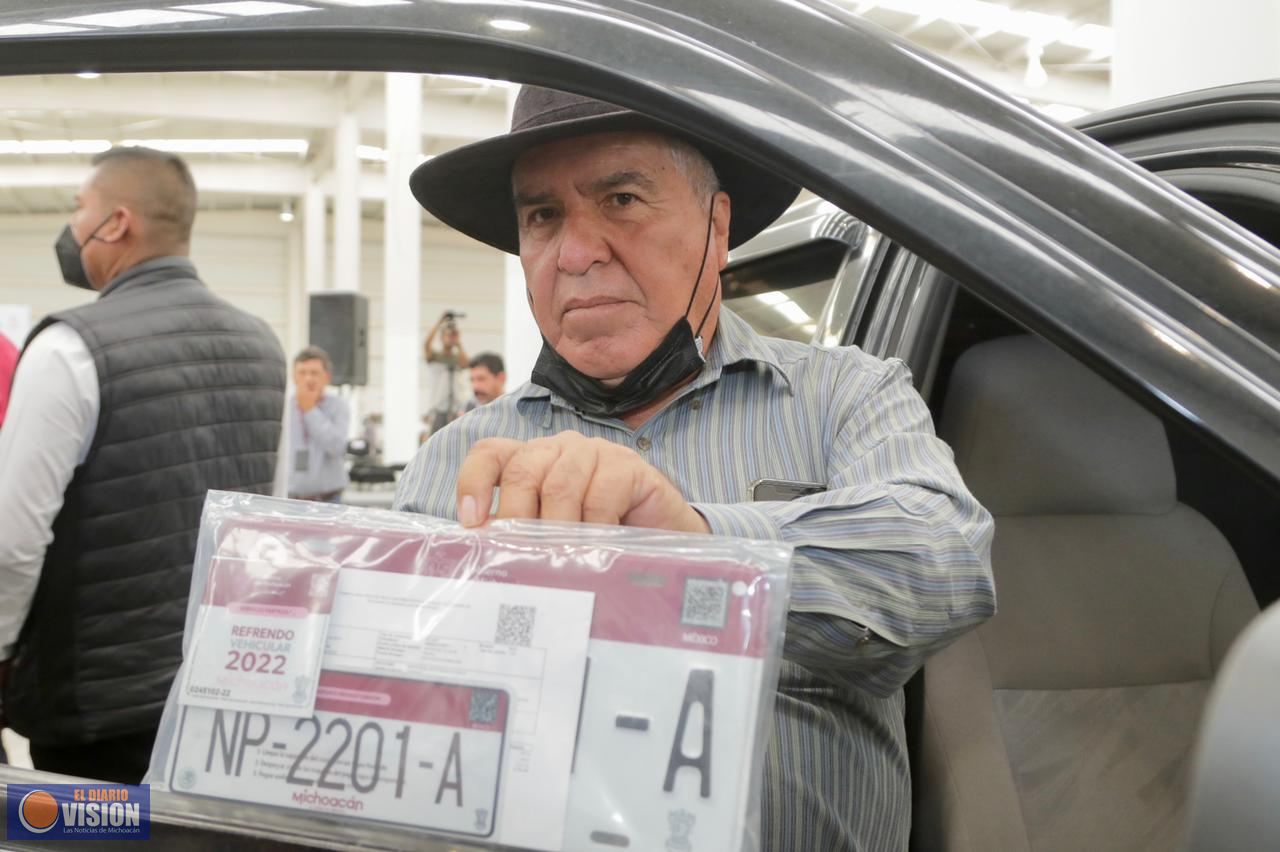 Más de mil 500 vehículos extranjeros regularizados en Michoacán