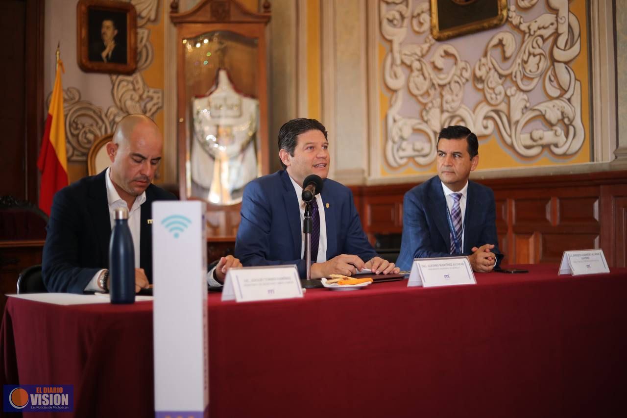 Anuncia Alfonso Martínez ambicioso programa de acceso a internet