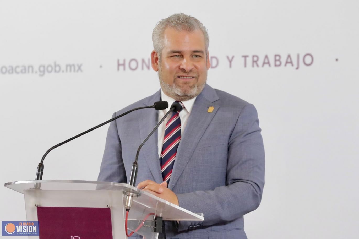 Celebra Bedolla autorización unánime del Congreso para destinar predio a oficinas del IMSS
