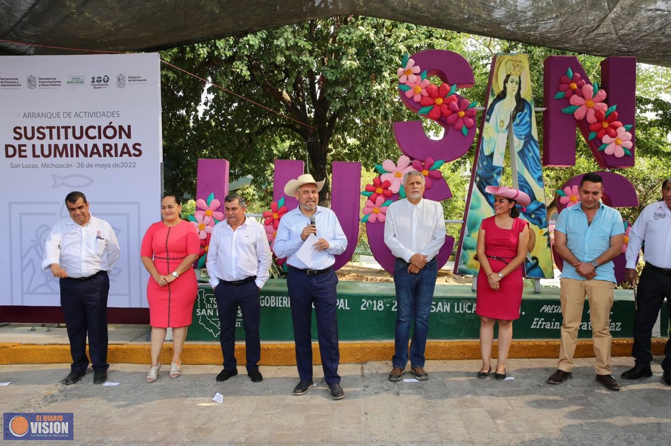 Bedolla entrega obras en Tierra Caliente, reafirma apoyo para atender rezago social