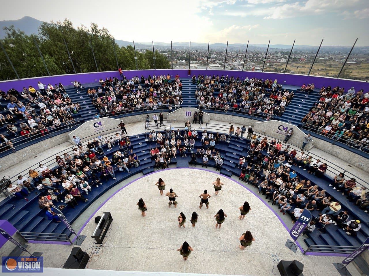 Exitosa reapertura del teatro al aire libre “Chucho Monge” del Colegio de Morelia