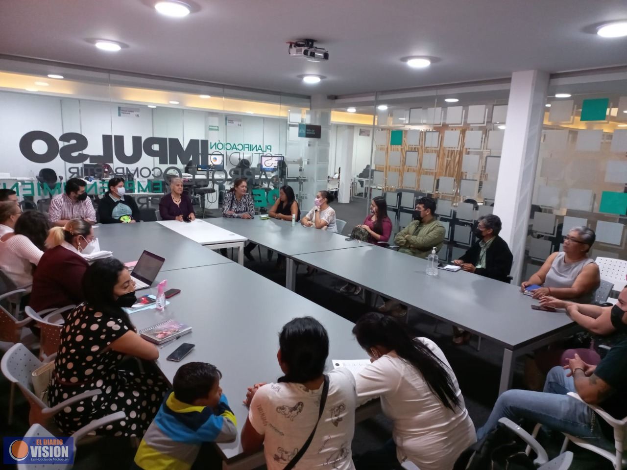 Buscan incrementar oportunidades para comerciantes locales