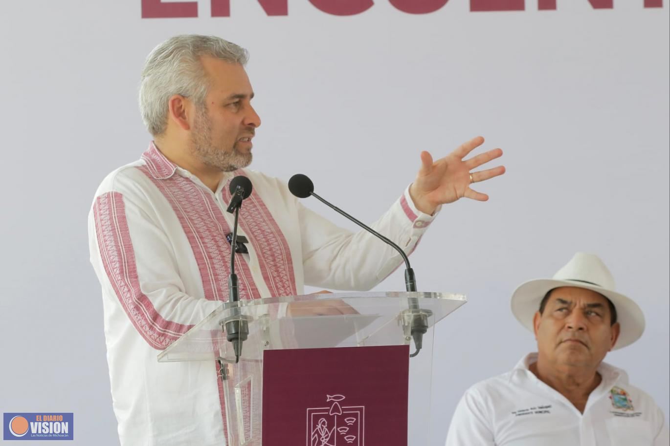 Gobierno de Michoacán va por denominación de origen del tamarindo de Aquila