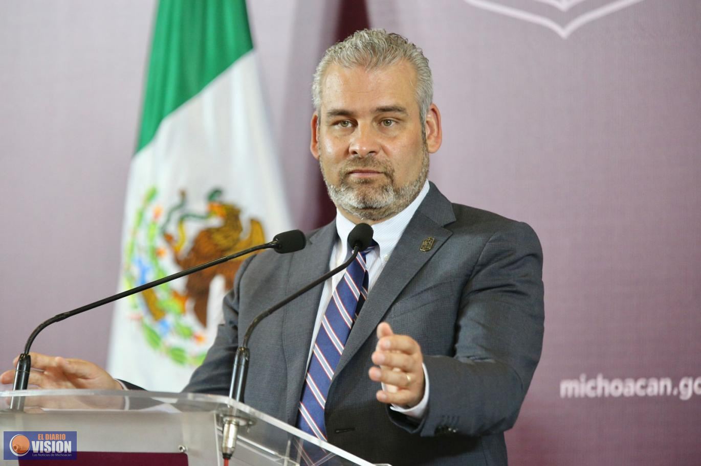 Bedolla solicita al Congreso ampliar plazo para canje de placas sin multas ni recargos