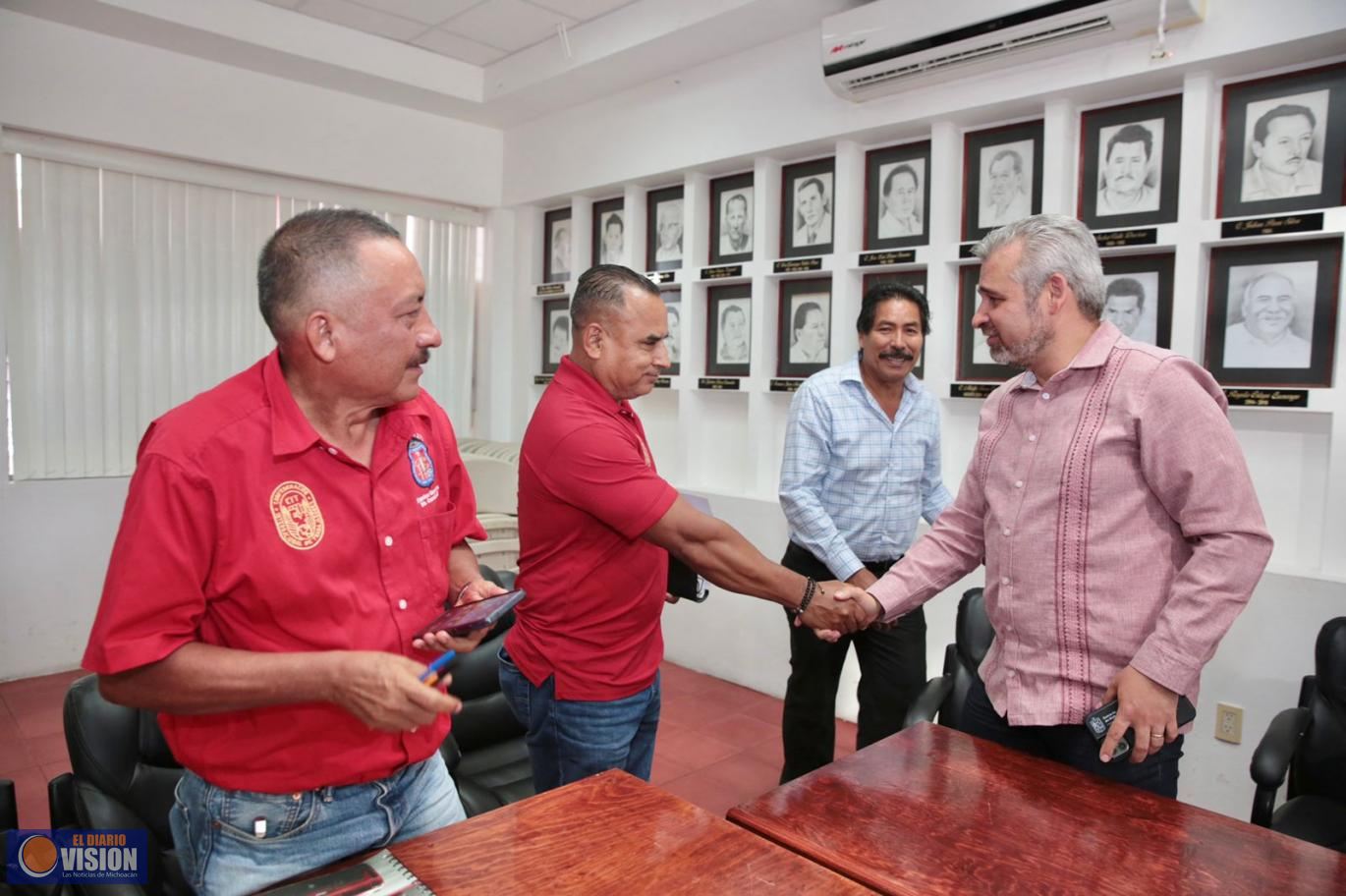 Llama Bedolla a privilegiar el diálogo para solucionar el conflicto laboral de ArcelorMittal