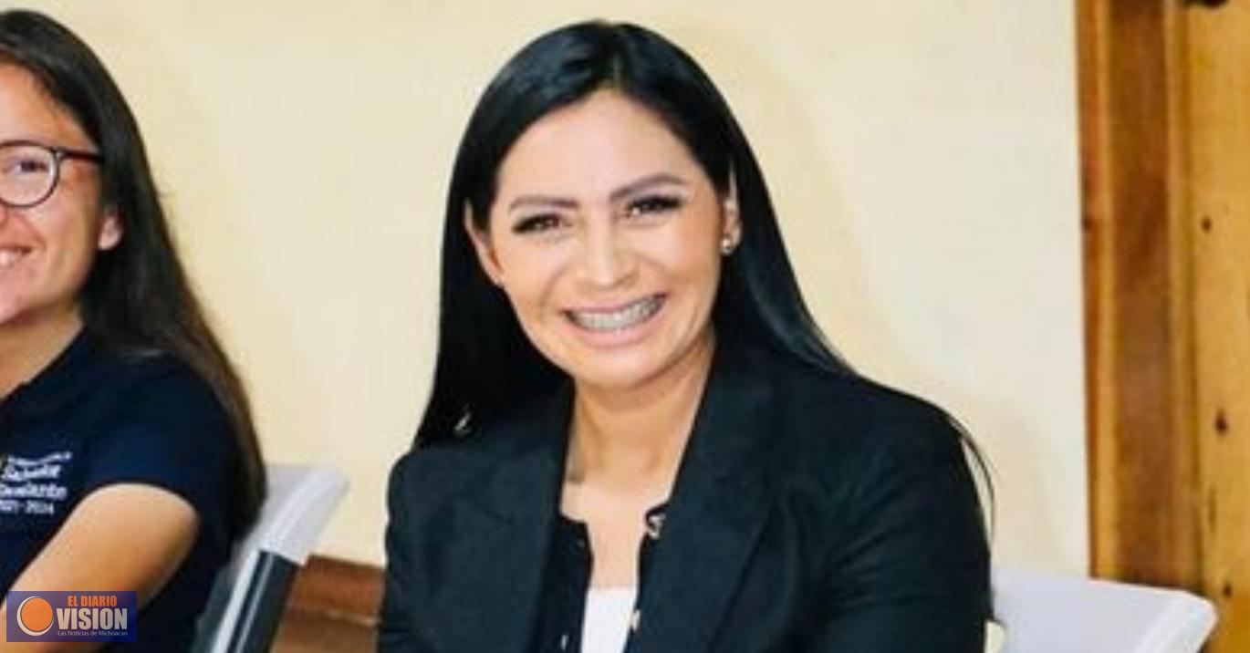 Valor y virtud, deben caracterizar el servicio público: Araceli Saucedo