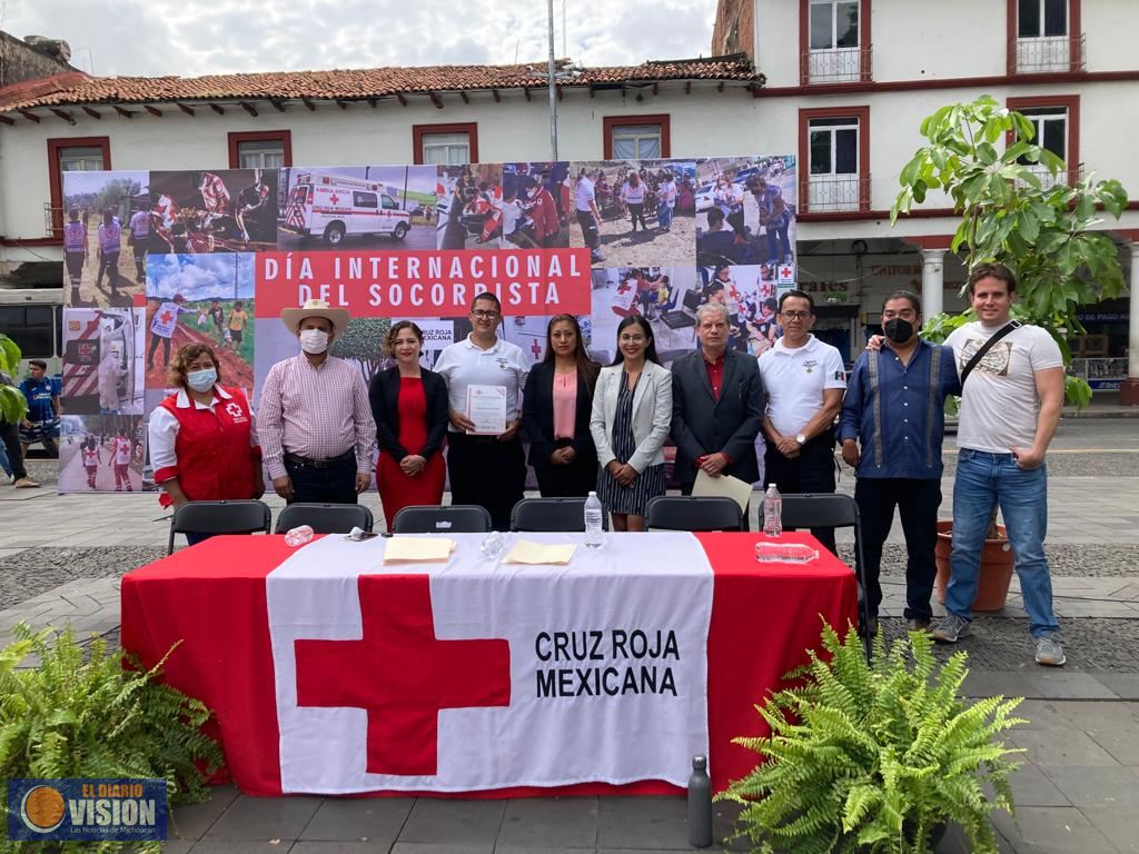 Autoridades municipales conmemoran el Día Internacional del Socorrista