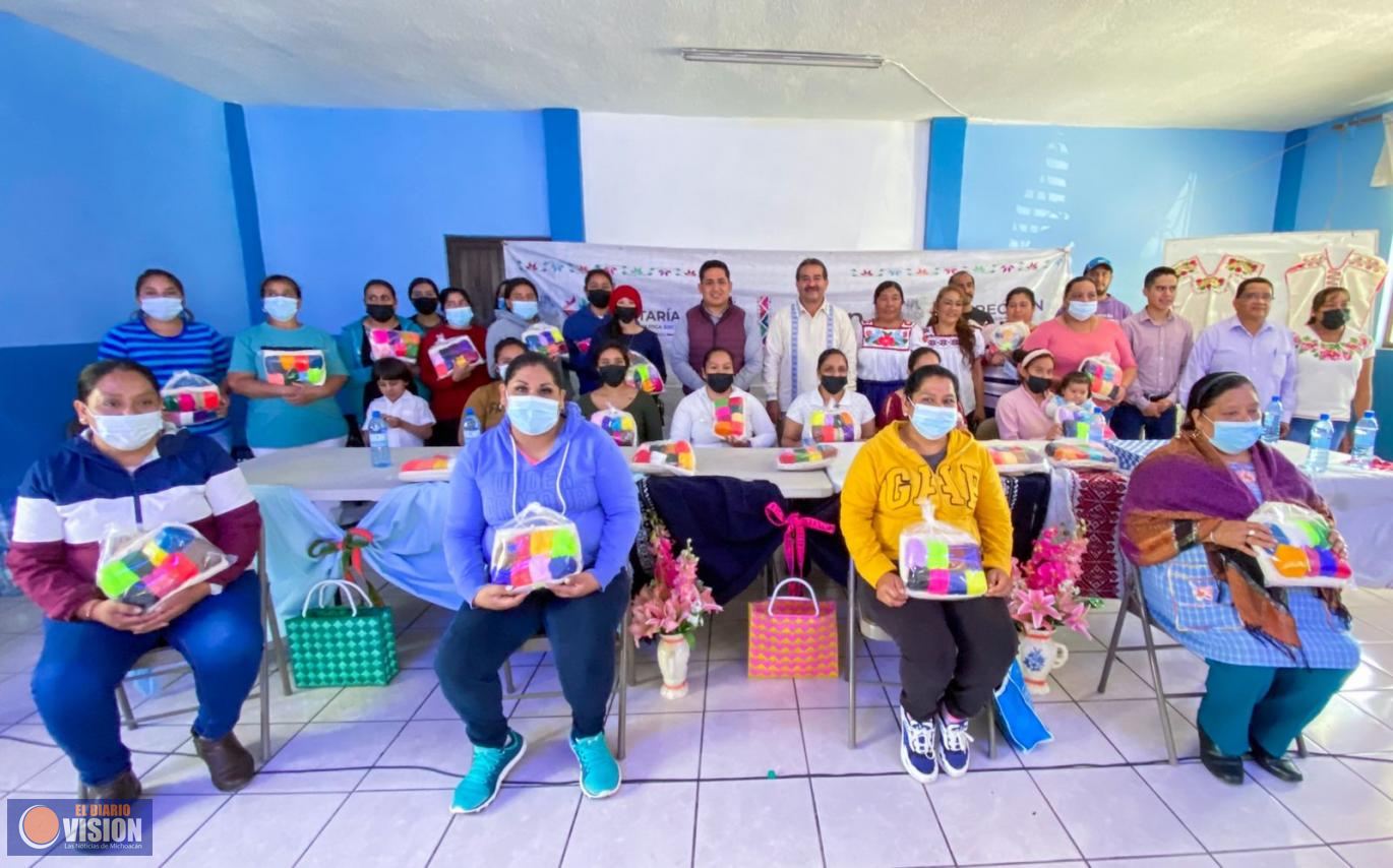 Inicia curso de elaboración de guanengos en Santa Ana Zirosto 