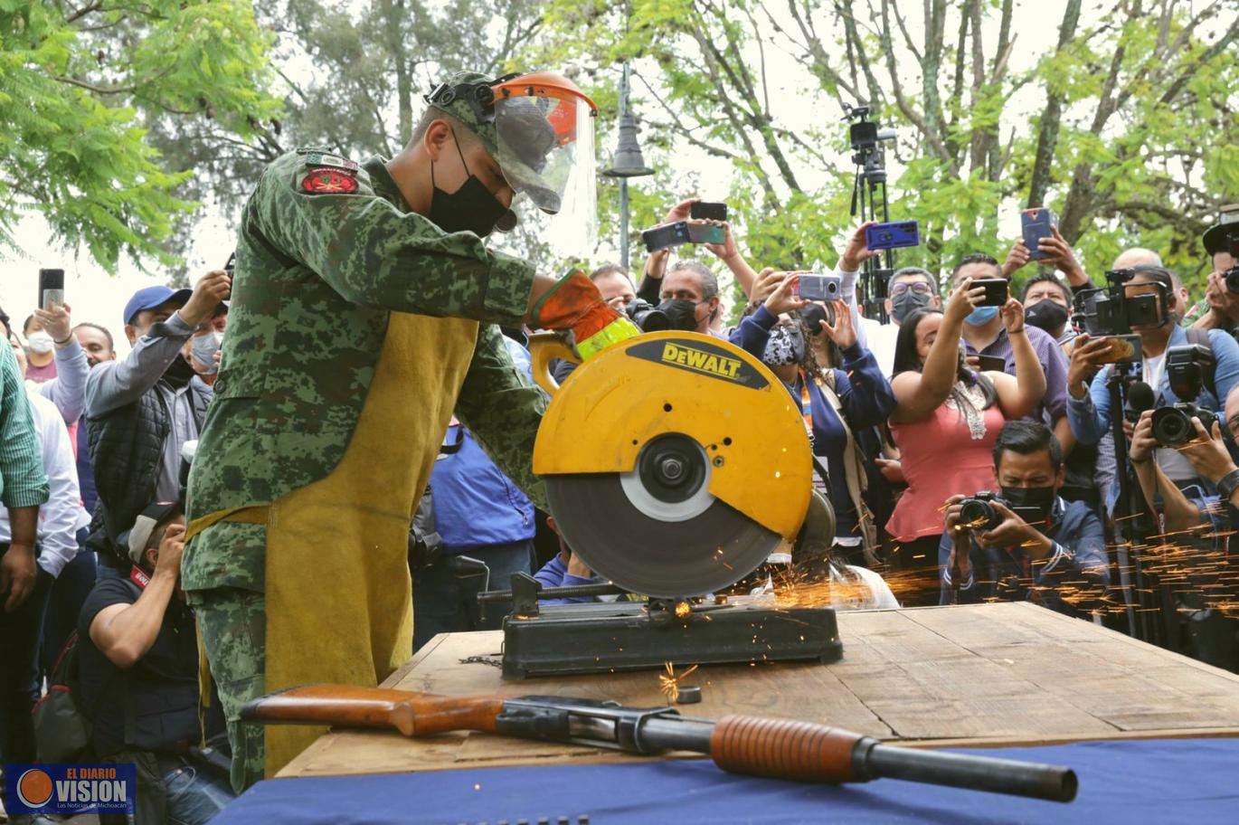 Bedolla apertura módulo de canje de armas en Tenencia Morelos