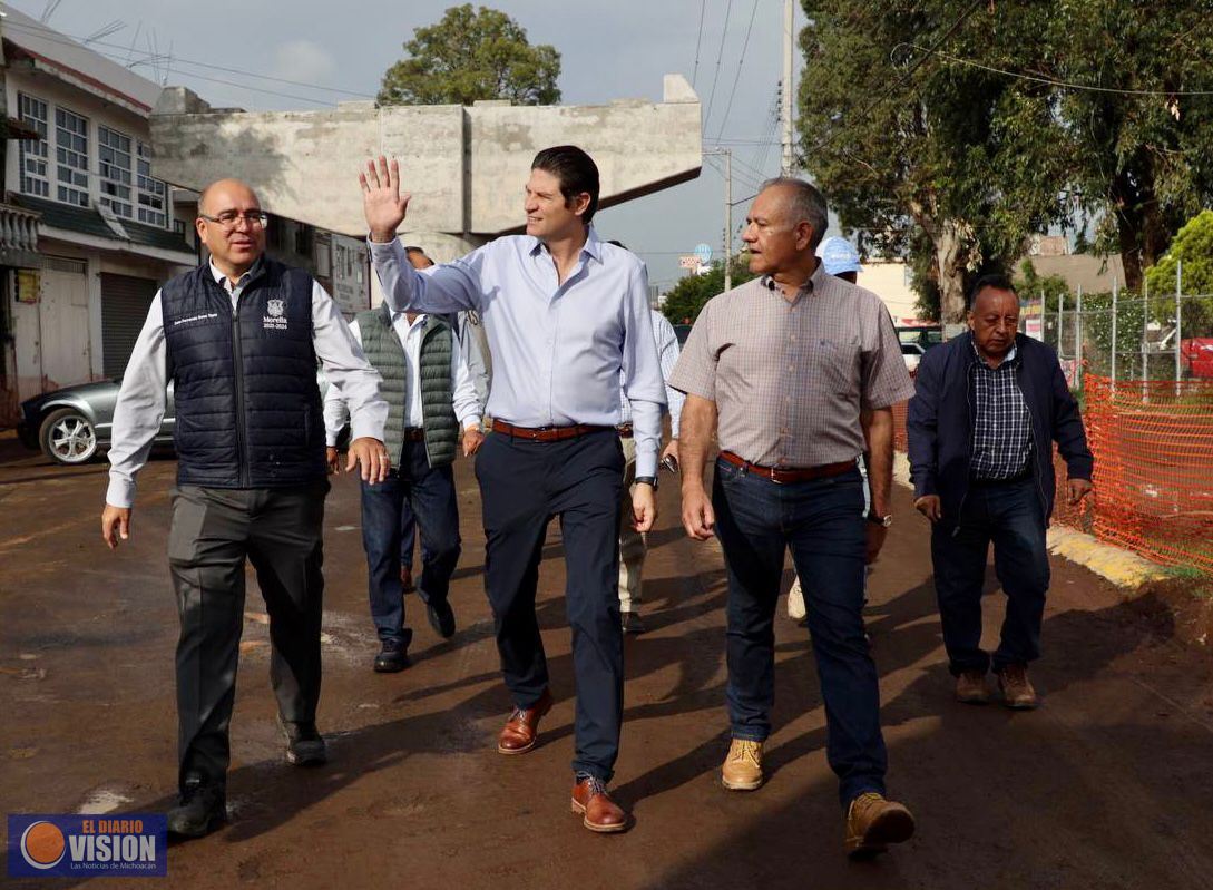 Supervisa Alfonso Martínez construcción de distribuidor vial en Siervo de la Nación