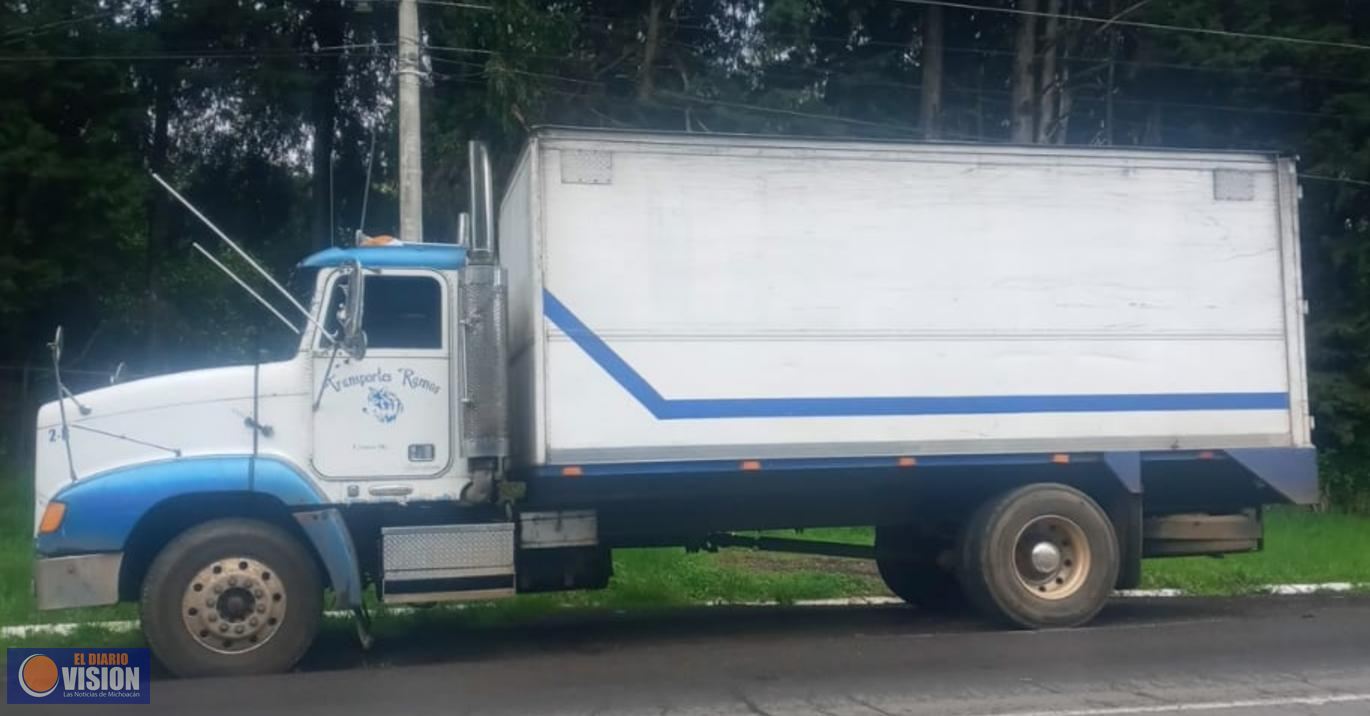 Elementos de la Policía Municipal localizan tres vehículos con reporte de robo