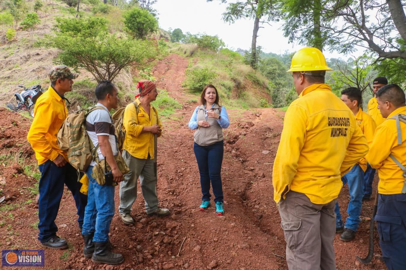 Autoridades municipales conmemoran el Día Mundial del Árbol