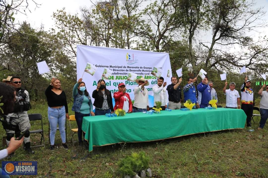 Celebra Municipio de Maravatio Día del Árbol con campaña de reforestación