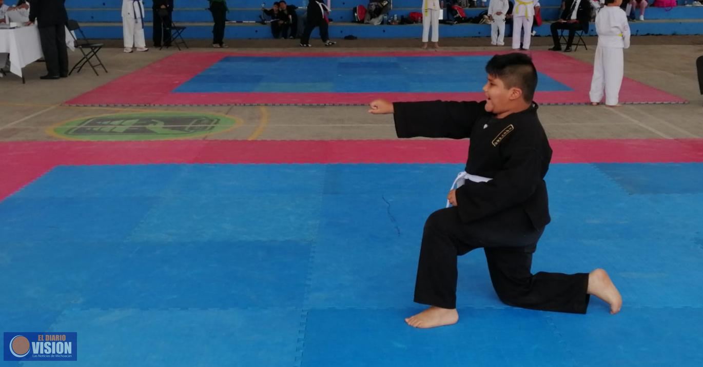 Unidad Deportiva Miguel Hidalgo, sede del Seminario y II Copa de Karate-do Shito-Ryu