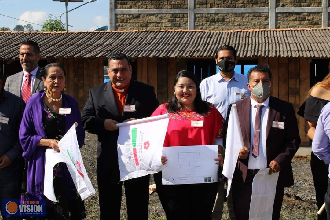 Marisol López Figueroa, puso en marcha construcción de dos aulas en Escuela Vasco de Quiroga.