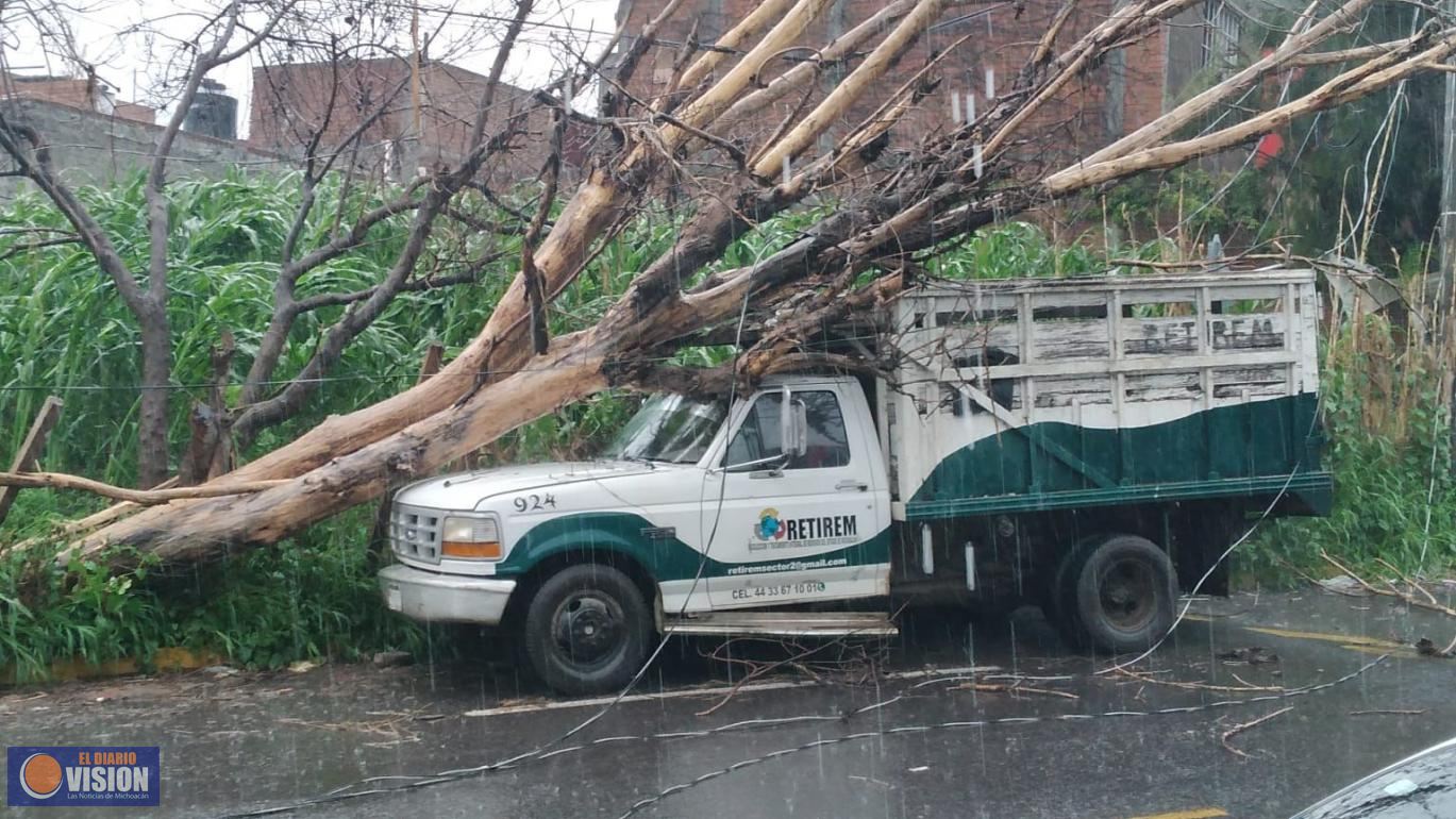 Atiende Ayuntamiento contingencias por lluvias