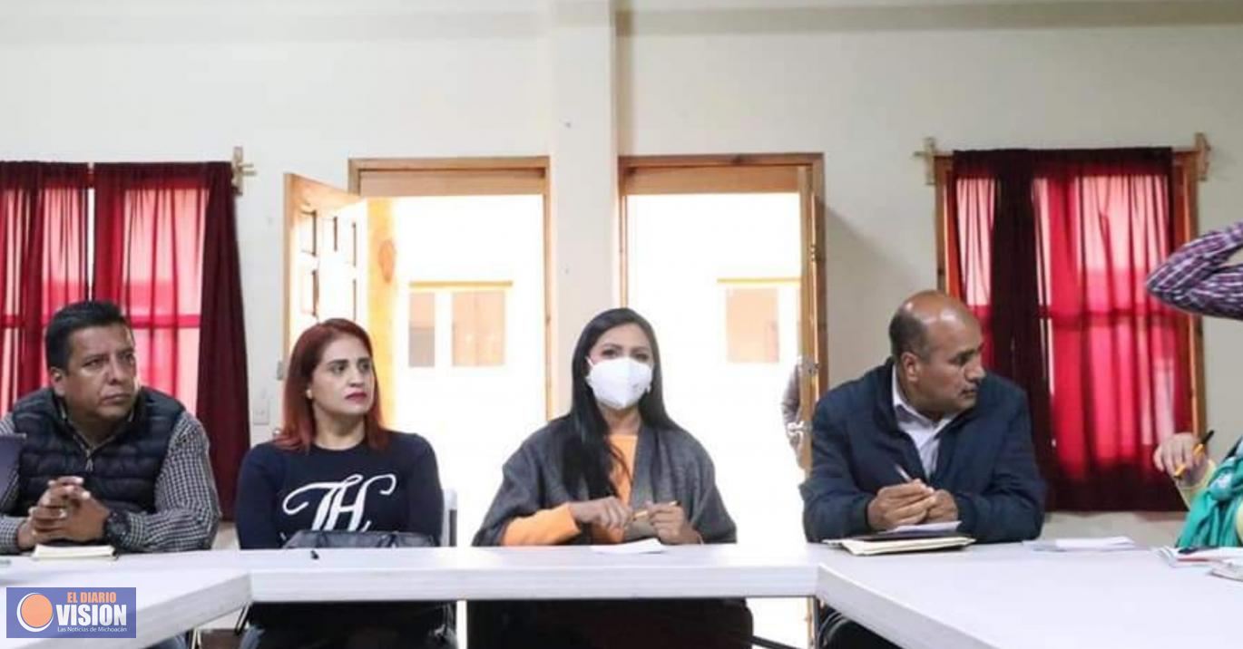 Araceli Saucedo Reyes, encabezó la reunión de coordinación de la Feria Nacional del Cobre