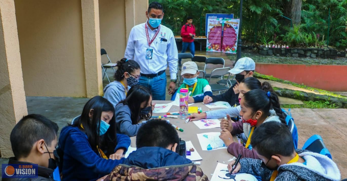 SEDUMA llevó exposición de mariposas e insectos a pequeños Vigilantes del Agua