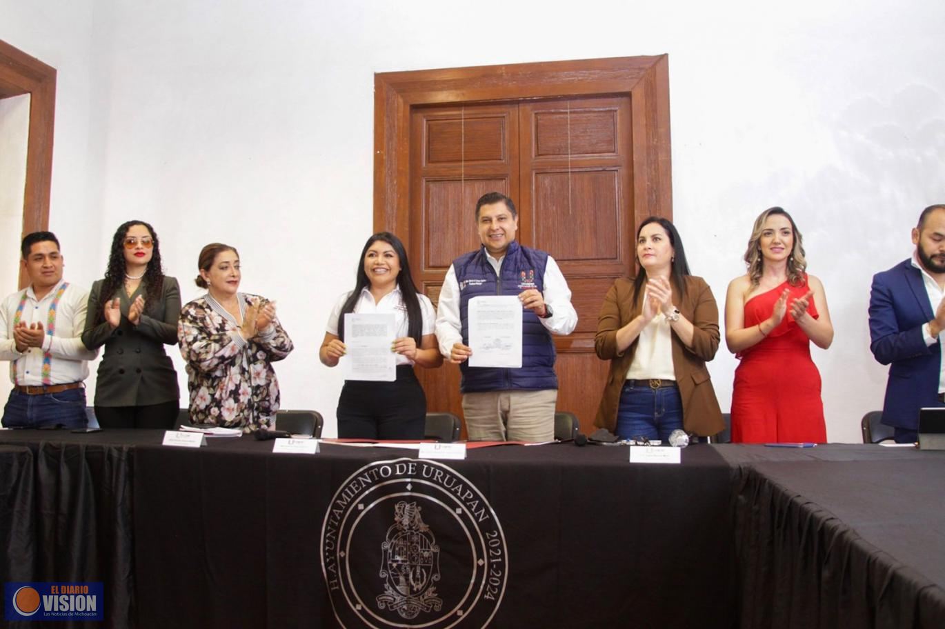 Firma convenio Nacho Campos del programa Reencuentro Familiar 