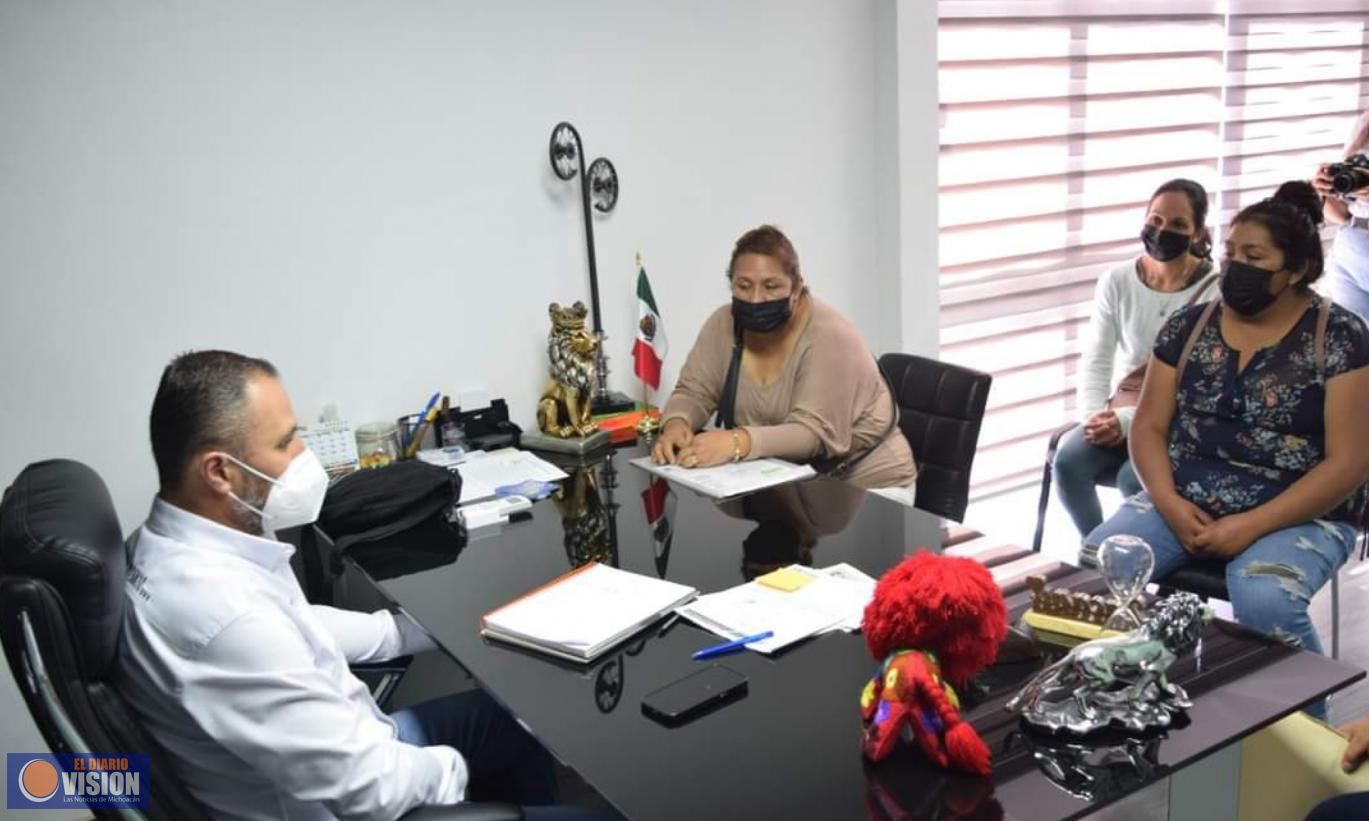León Balbanera atiende demandas de agua en colonias y comunidades 