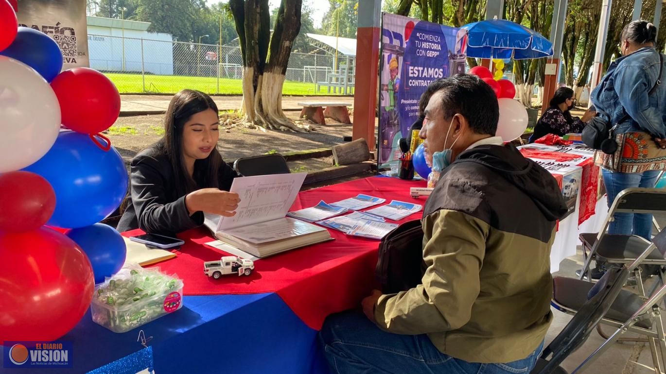Se realizó la Feria del Empleo de la Juventud 