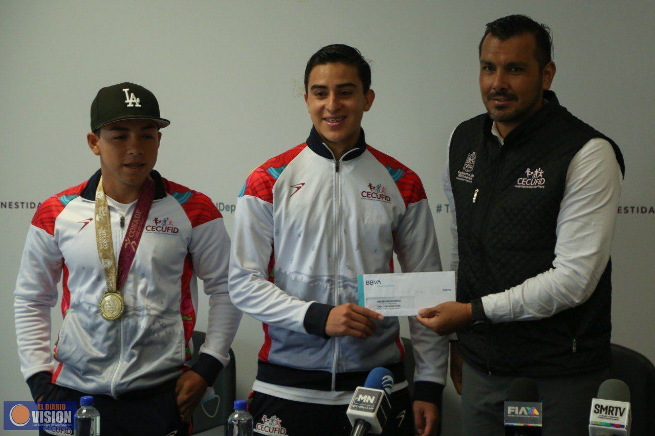 Realiza Cecufid primer pago de Becas y Estímulos Deportivos a medallistas michoacanos 
