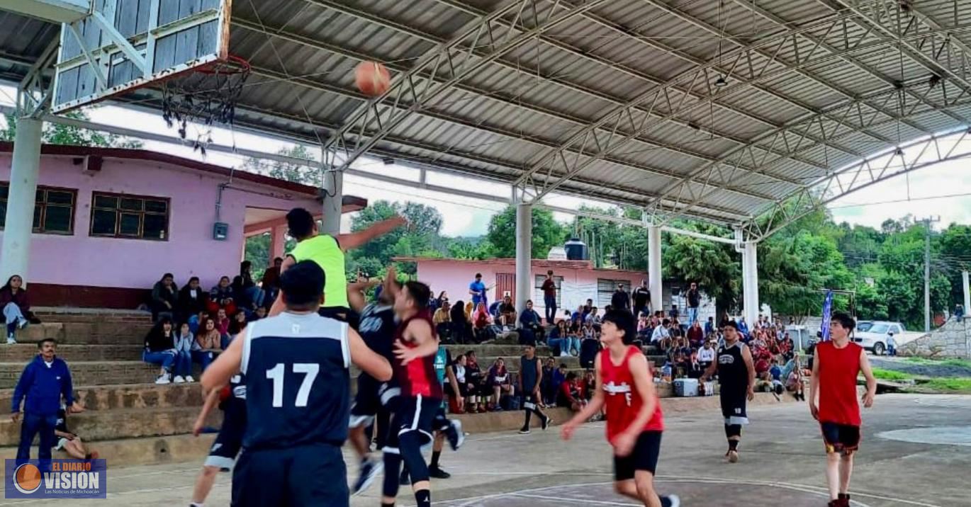 IJUM lleva a cabo Torneo de Básquetbol en Tiripetío