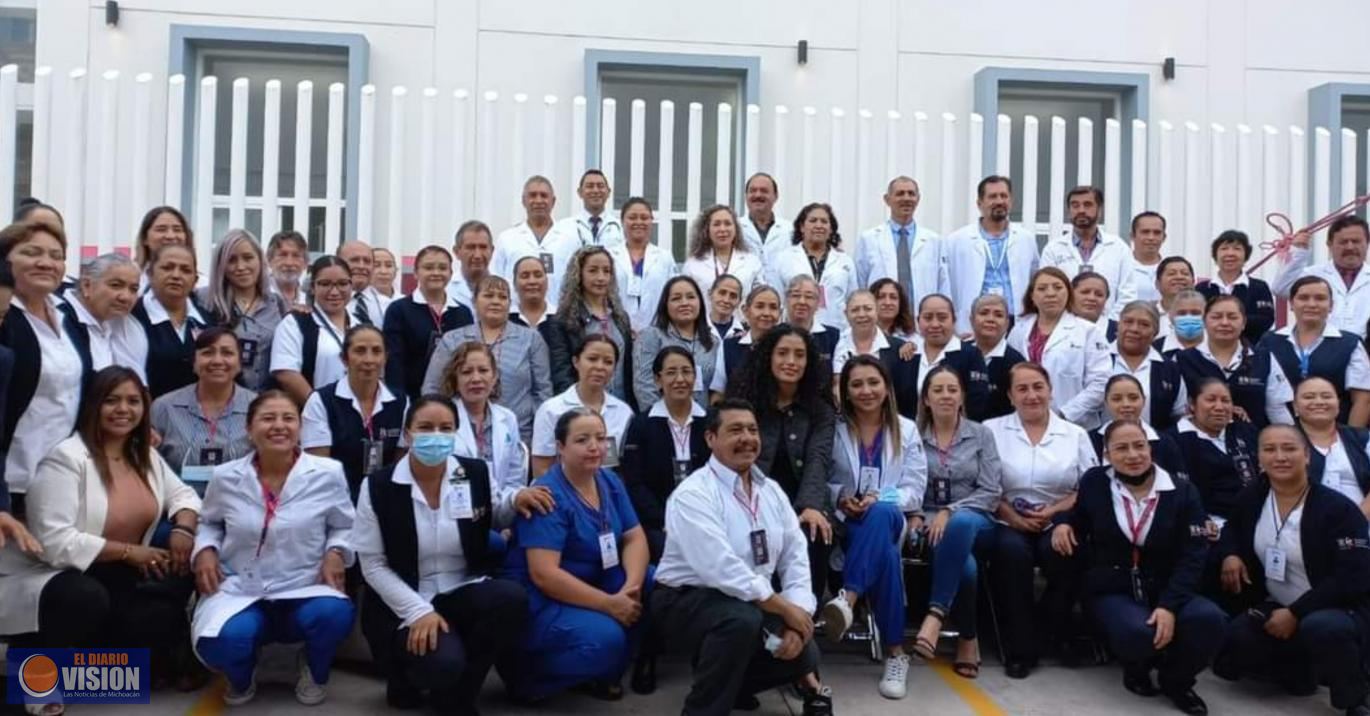 Edna Díaz Acevedo, asistió a la inauguración del Centro de Salud en Uruapan