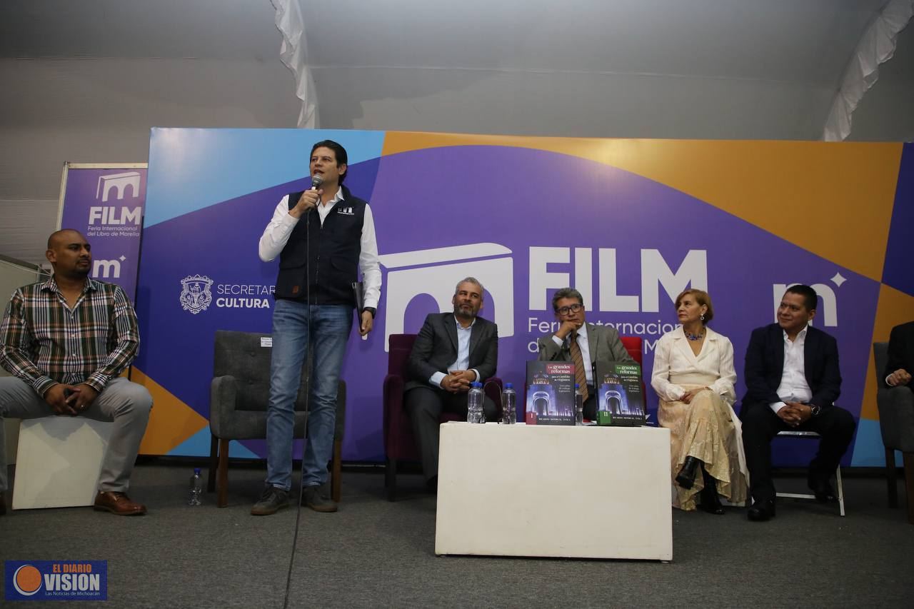 Con éxito se desarrolla la primera Feria Internacional del Libro de Morelia