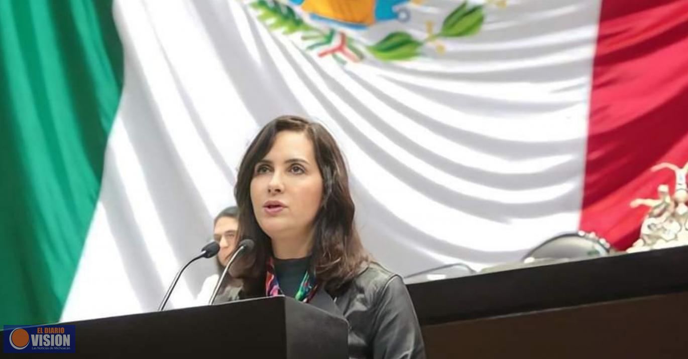 Macarena Chávez presenta iniciativa para que Pensión para el Bienestar se pague mensualmente 