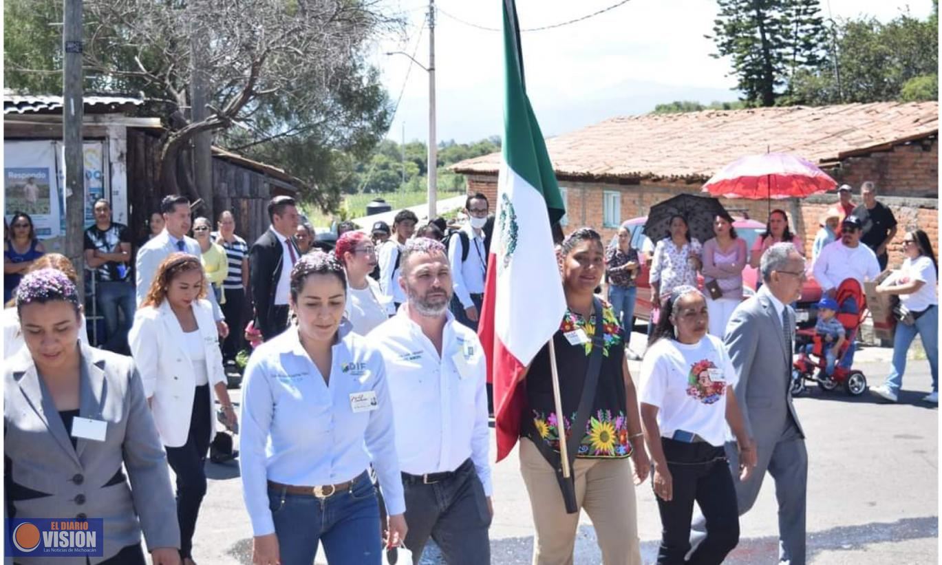 Encabezó Luis Felipe desfile por aniversario del natalicio de Don José María Morelos 