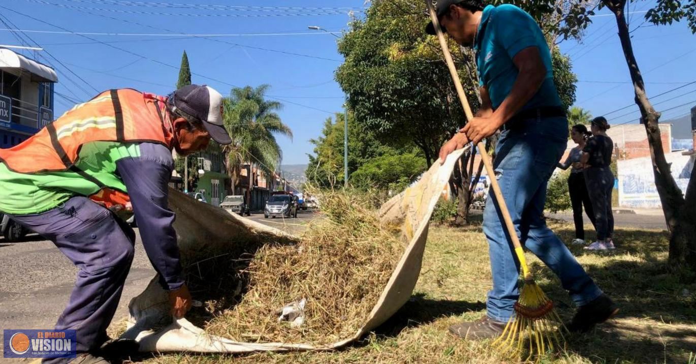 Jornada integral de limpieza y bacheo, llega a las avenidas Poliducto y Quinceo