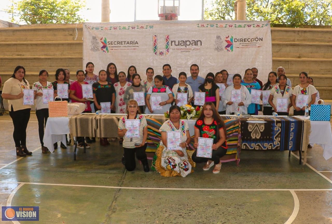 Concluye taller de elaboración de huanengos en Santa Ana Zirosto