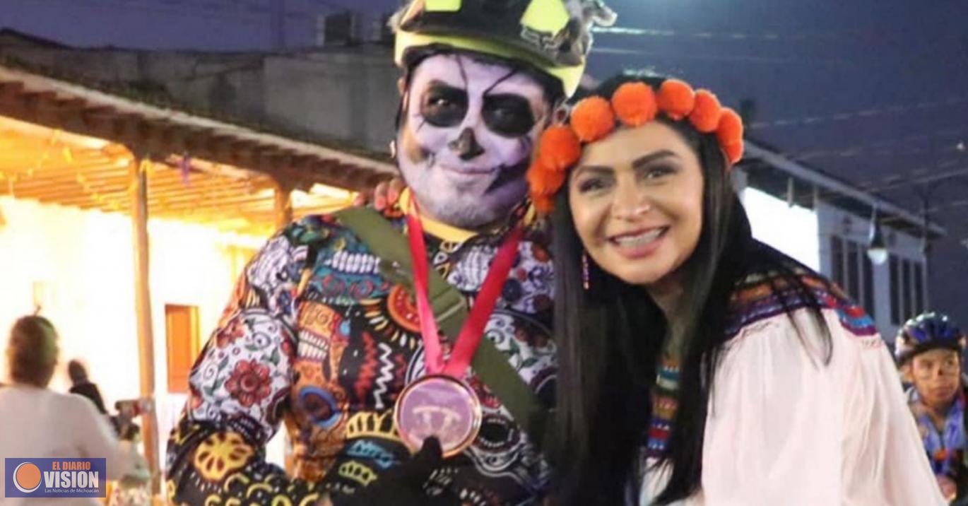 Convoca Araceli Saucedo a participar en el Concurso de Altares de Muertos y Calaveritas Literarias