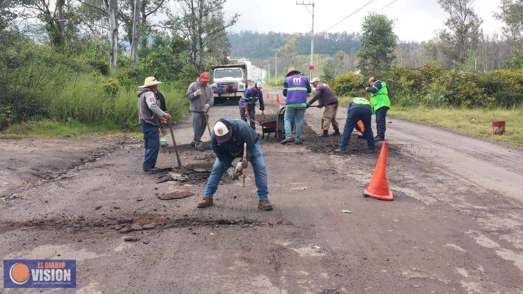 Ayuntamiento de Morelia realizó labores de bacheo en la Tenencia Morelos 