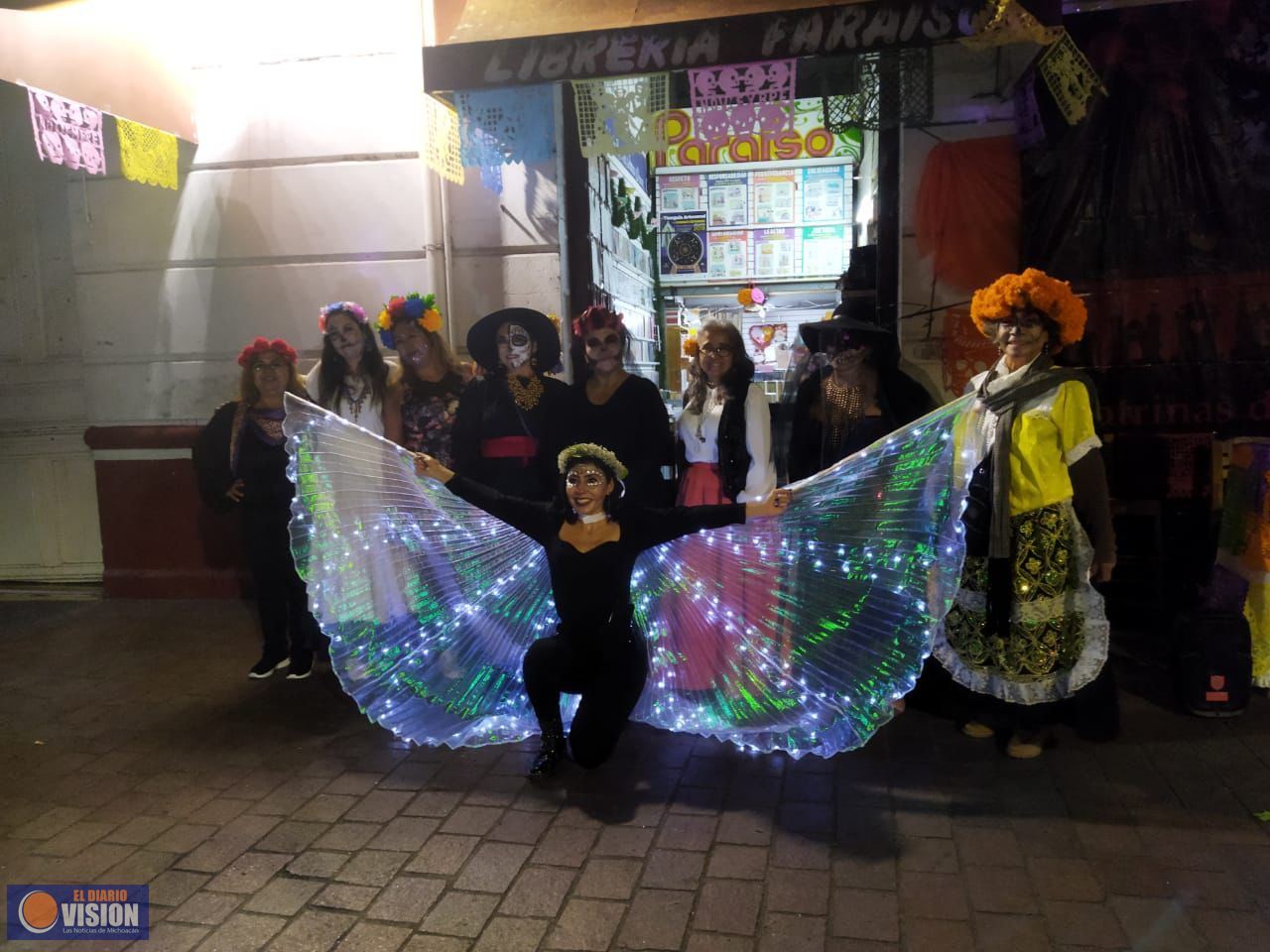 Ofrenda a Migrantes, Catrinas de Palabras, supera expectativas 