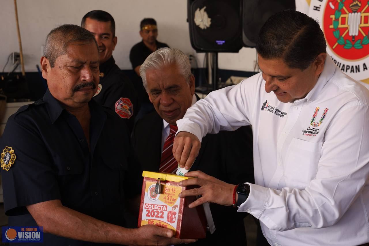 Llama Nacho Campos a participar en colecta de bomberos voluntarios 