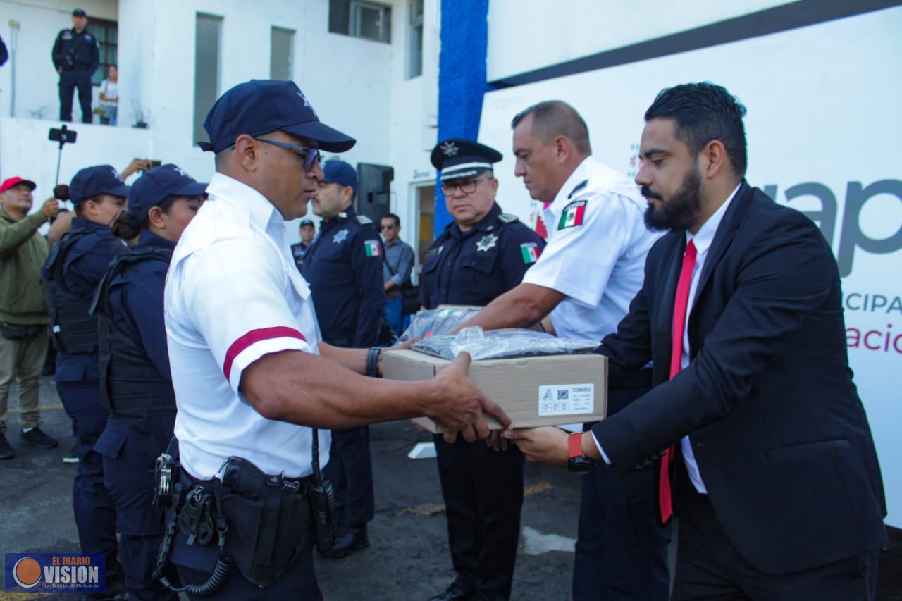 Gobierno Municipal entrega más de 14.1 mdp para el equipamiento de la Policía y Tránsito Municipal