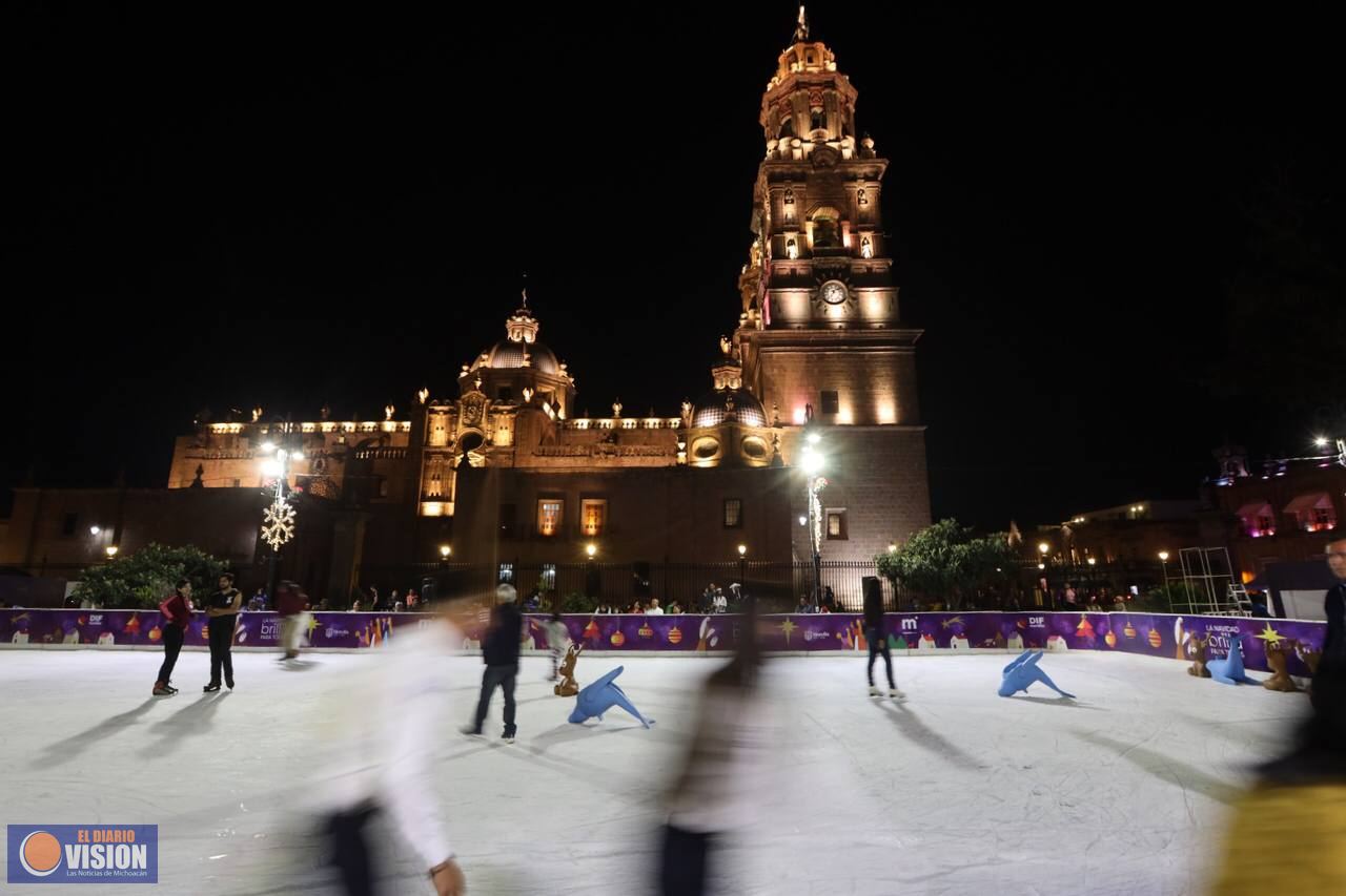 Pista de hielo del DIF Morelia, un espacio familiar y seguro