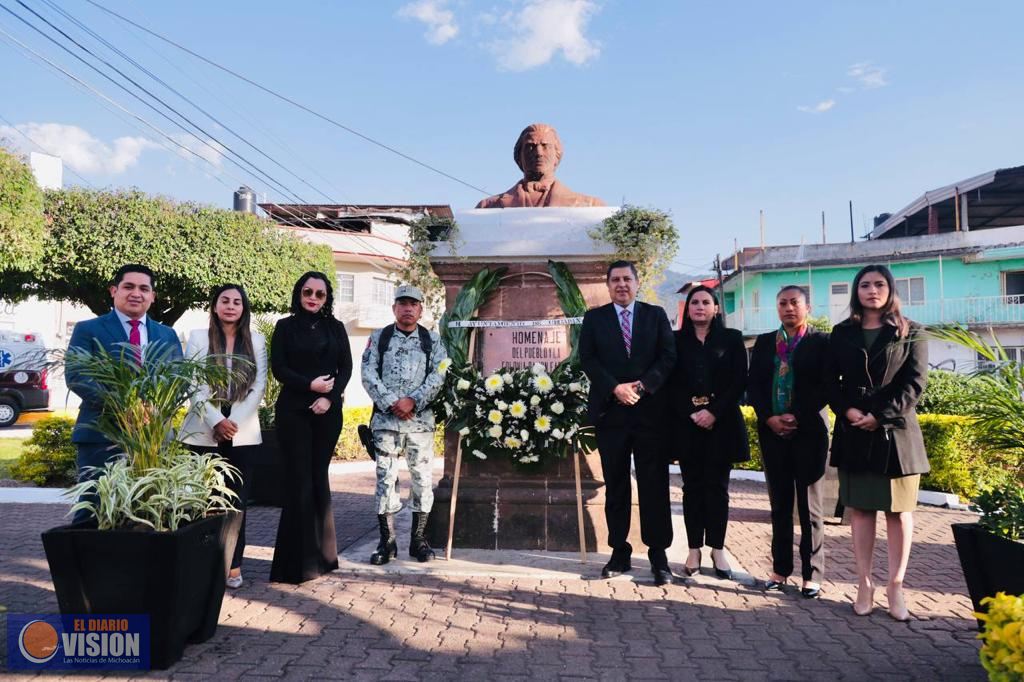 Nacho Campos encabeza ceremonia por el 209 aniversario del natalicio de Melchor Ocampo