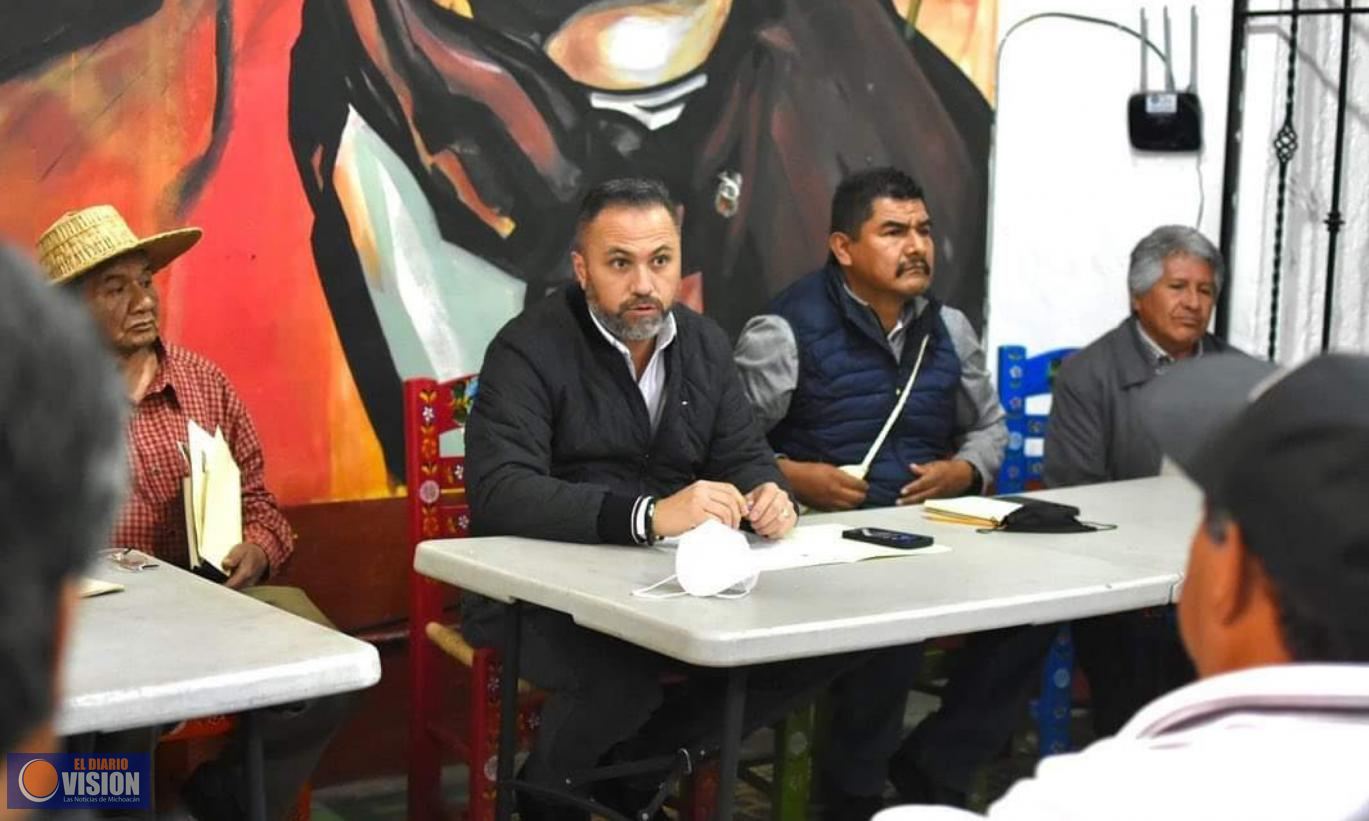 Pide Luis Felipe sumar esfuerzos con las comunidades indígenas del municipio 