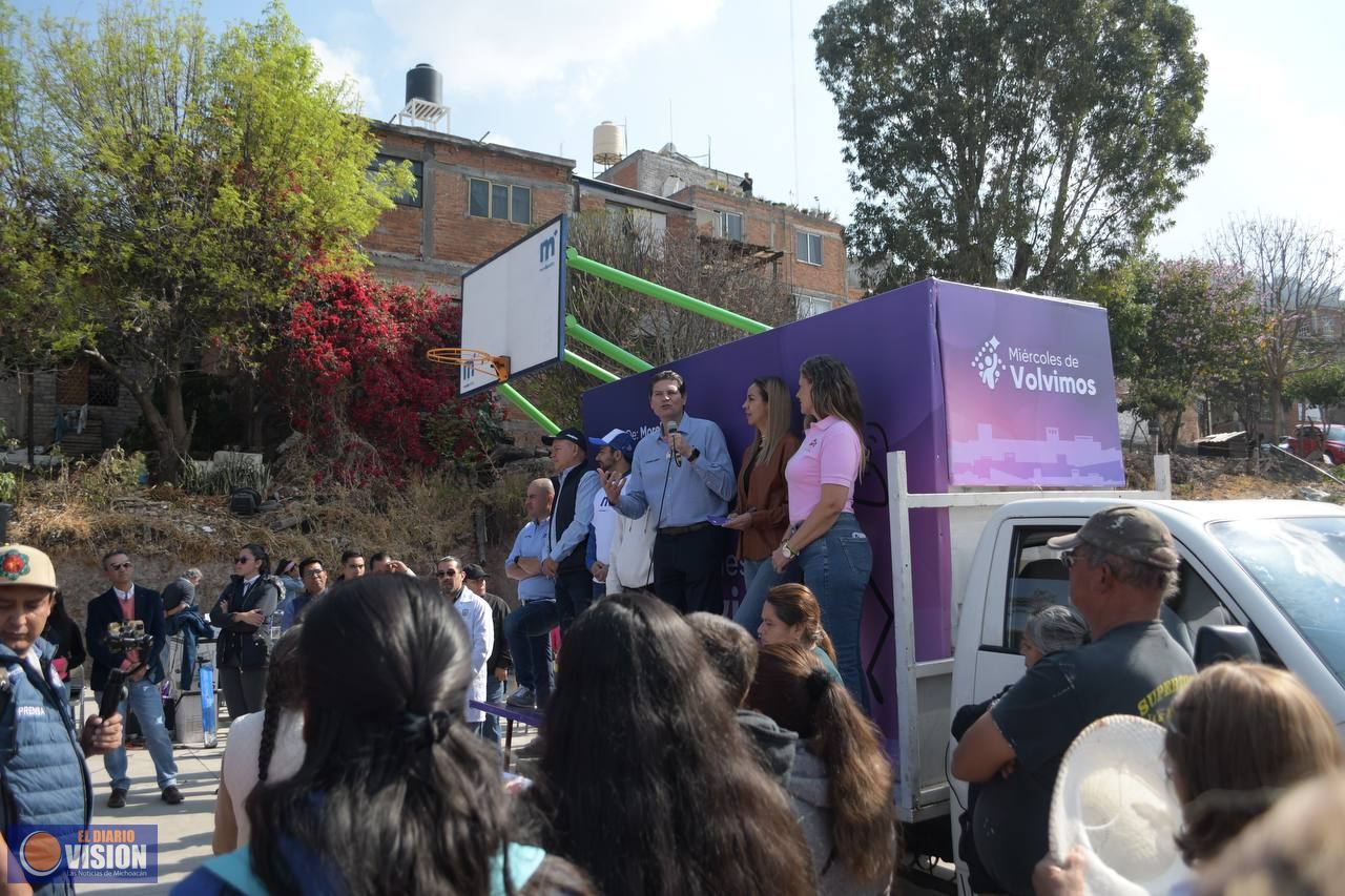 Alfonso Martínez acerca servicios municipales a colonias con programa “Miércoles de Volvimos”