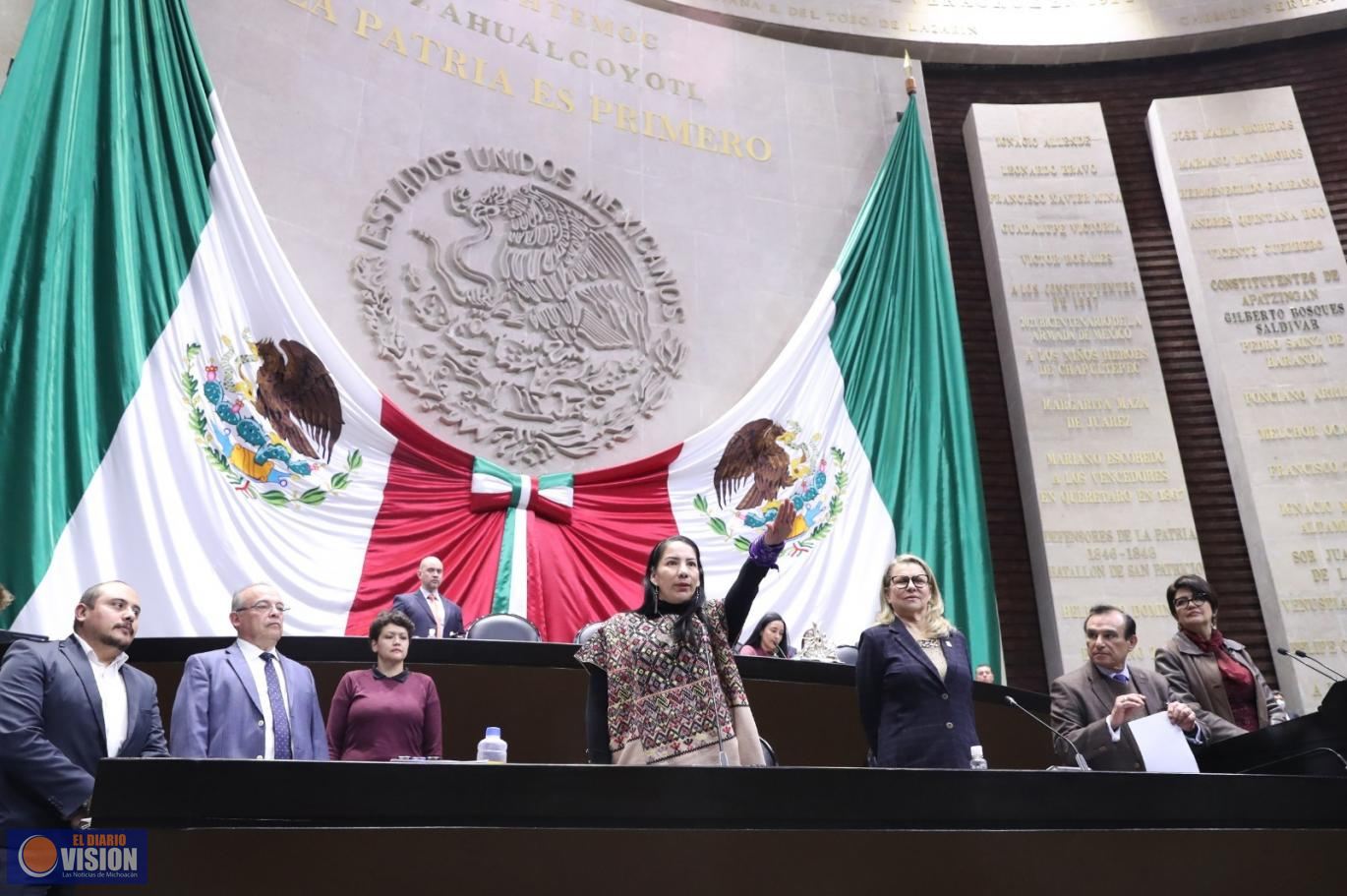 Rinde protesta como secretaria de la Mesa Directiva, la diputada Olga Luz Espinosa Morales (PRD)
