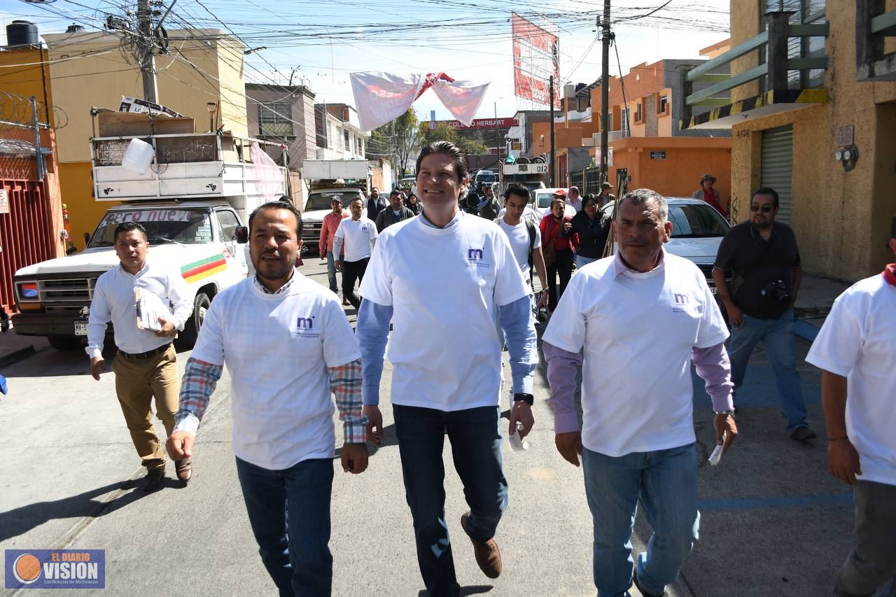 Llama Alfonso Martínez a morelianas y morelianos a barrer el frente de su casa o negocio