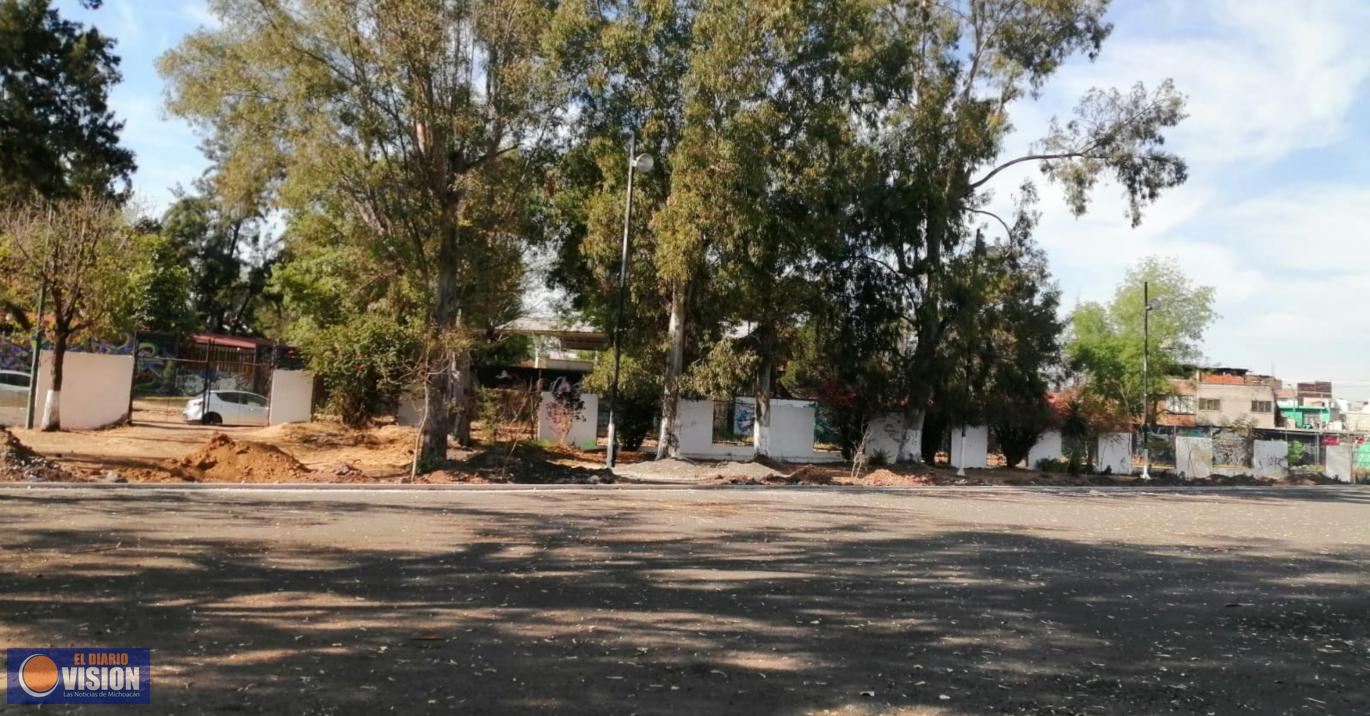Avanza 70% la construcción de la cancha de futbol 7 en Unidad Deportiva Morelia 150 