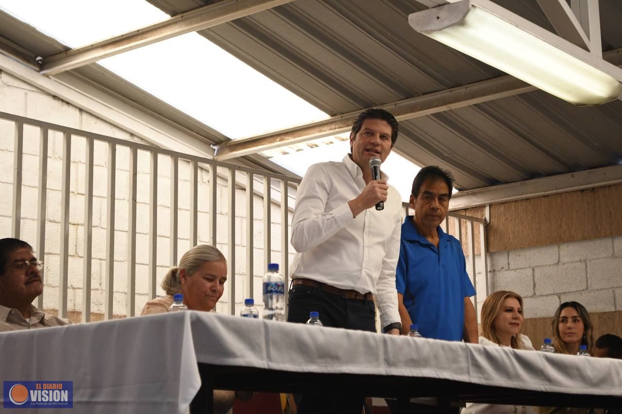 Alfonso Martínez refrenda apoyo a comerciantes de Morelia