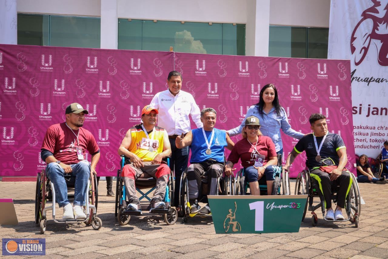 Uruapenses obtienen oro y plata en Juegos Nacionales Deportivos en Silla de Ruedas y Amputados