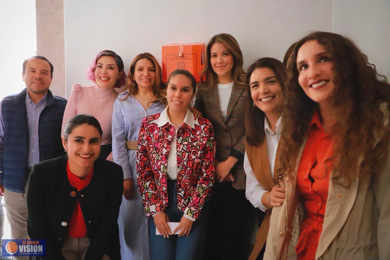 Gobierno Municipal coloca primer buzón naranja para prevención y erradicación de violencia de genero